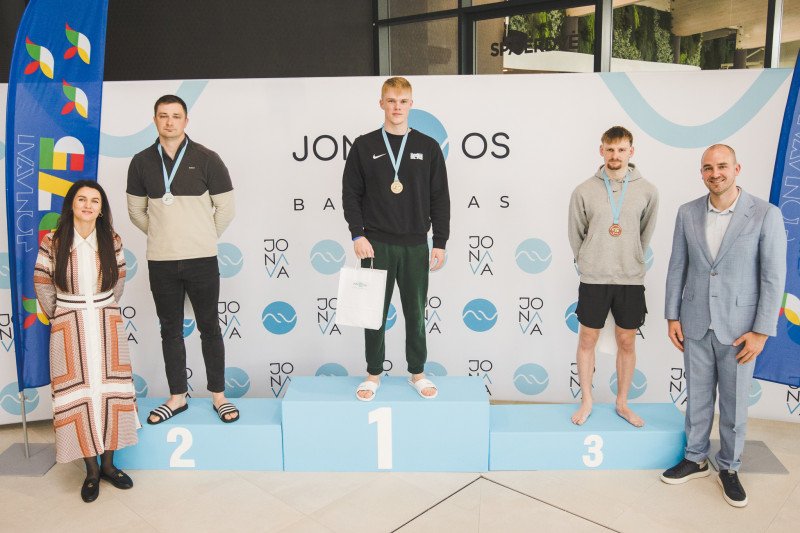 Mėgėjų plaukimo varžybos ,,Jonavai 275"