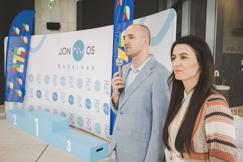 Mėgėjų plaukimo varžybos ,,Jonavai 275"