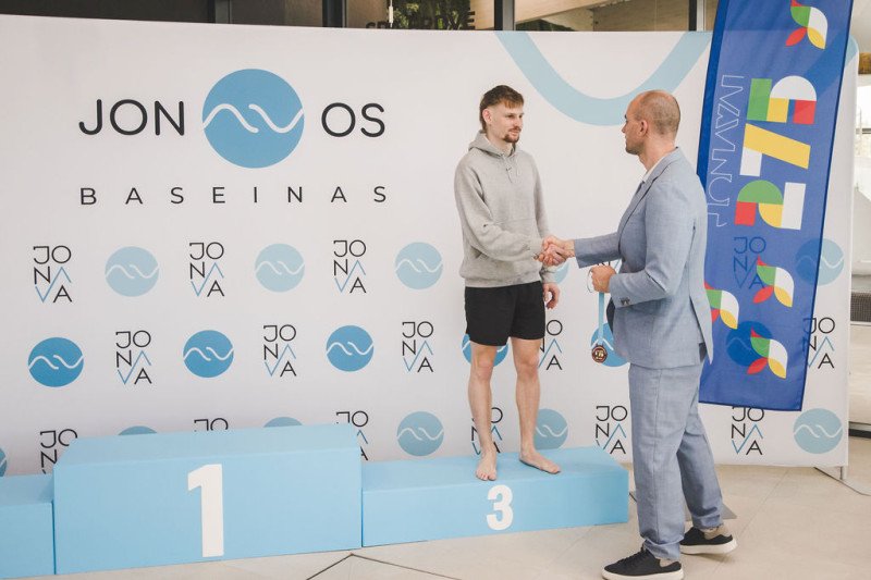 Mėgėjų plaukimo varžybos ,,Jonavai 275"