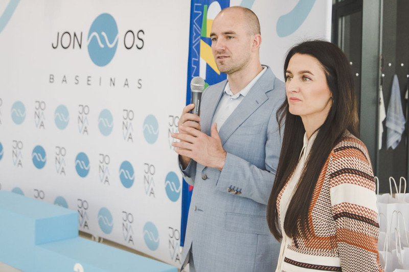 Mėgėjų plaukimo varžybos ,,Jonavai 275"