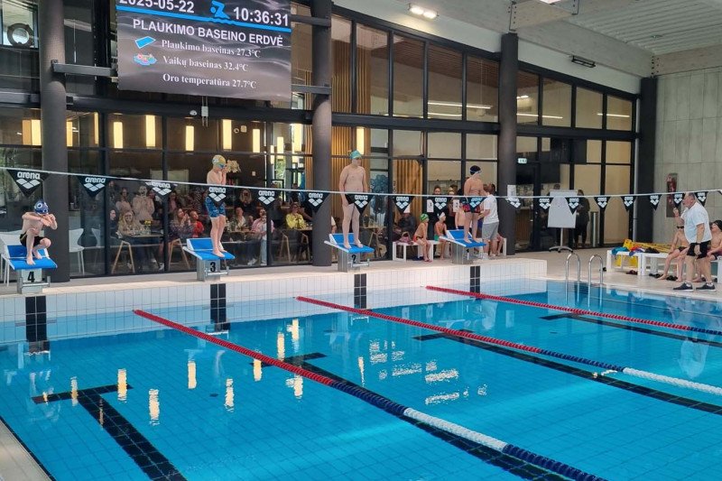 Tarpmokyklinės antrų klasių mokinių projekto "Mokėk plaukti ir saugiai elgtis vandenyje" varžybos