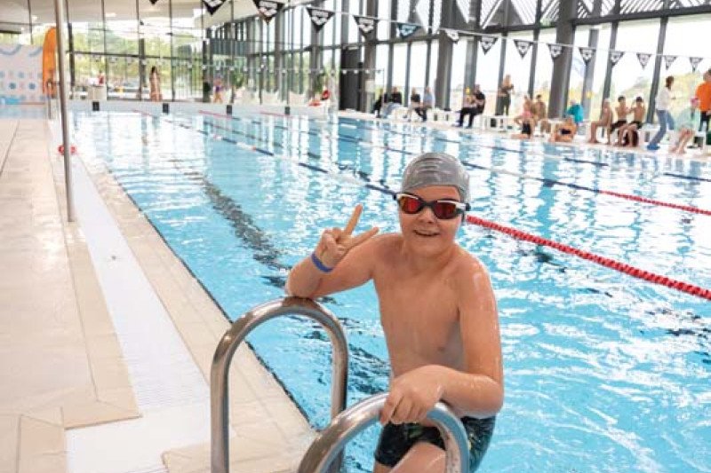 Jonava tapo Lietuvos sporto širdimi: baseine – plaukimo varžybos "#PlaukiamJonavoj"