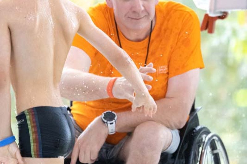 Jonava tapo Lietuvos sporto širdimi: baseine – plaukimo varžybos "#PlaukiamJonavoj"