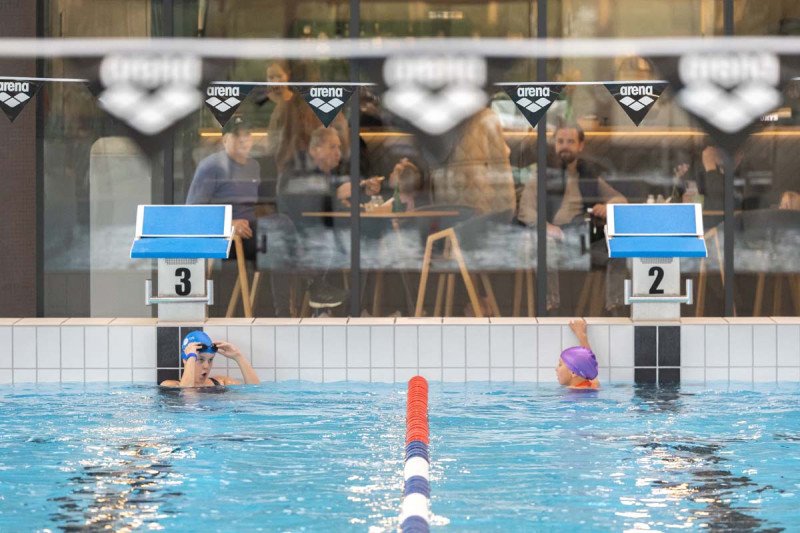 Jonava tapo Lietuvos sporto širdimi: baseine – plaukimo varžybos "#PlaukiamJonavoj"