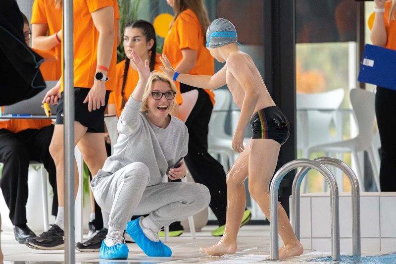 Jonava tapo Lietuvos sporto širdimi: baseine – plaukimo varžybos "#PlaukiamJonavoj"