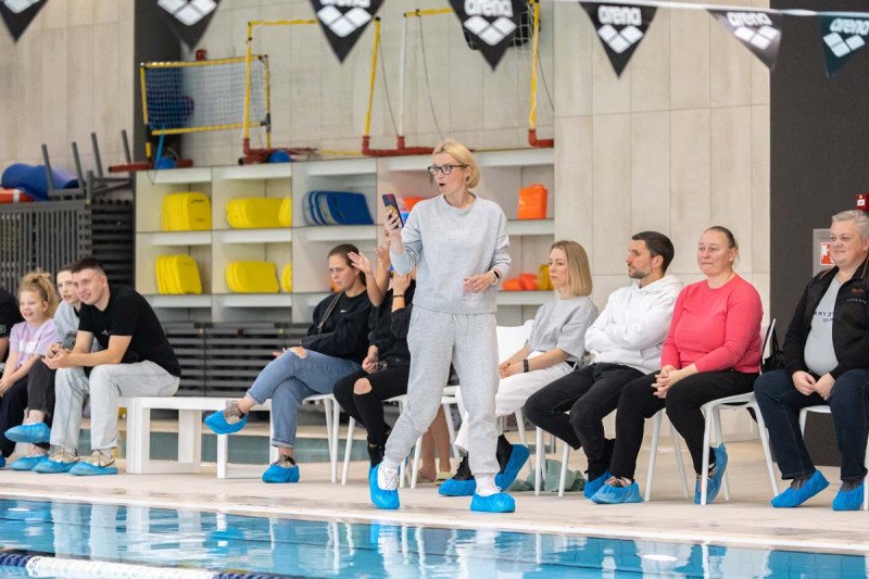 Jonava tapo Lietuvos sporto širdimi: baseine – plaukimo varžybos "#PlaukiamJonavoj"
