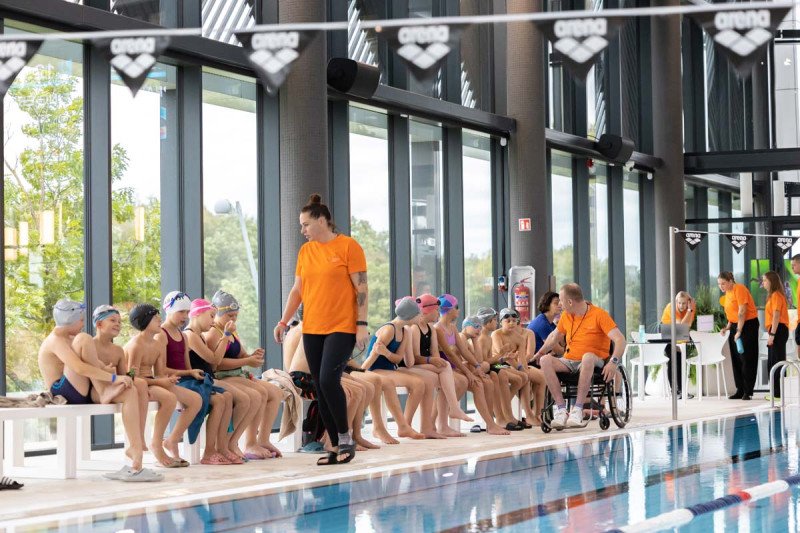 Jonava tapo Lietuvos sporto širdimi: baseine – plaukimo varžybos "#PlaukiamJonavoj"