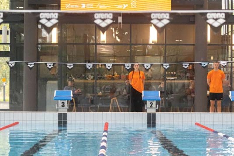 Jonava tapo Lietuvos sporto širdimi: baseine – plaukimo varžybos "#PlaukiamJonavoj"