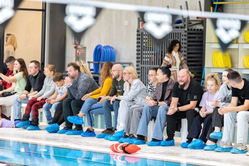 Jonava tapo Lietuvos sporto širdimi: baseine – plaukimo varžybos "#PlaukiamJonavoj"