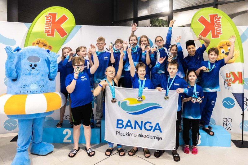 Jonavos baseinas 3-ąjį gimtadienį paminėjo tradicinėmis plaukimo varžybomis „Vuošio taurė 2025–2026 m. I etapas“