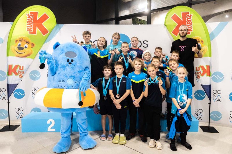 Jonavos baseinas 3-ąjį gimtadienį paminėjo tradicinėmis plaukimo varžybomis „Vuošio taurė 2025–2026 m. I etapas“