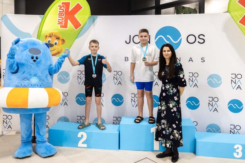 Jonavos baseinas 3-ąjį gimtadienį paminėjo tradicinėmis plaukimo varžybomis „Vuošio taurė 2025–2026 m. I etapas“