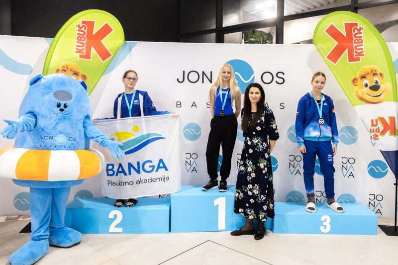 Jonavos baseinas 3-ąjį gimtadienį paminėjo tradicinėmis plaukimo varžybomis „Vuošio taurė 2025–2026 m. I etapas“