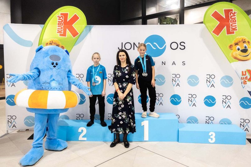 Jonavos baseinas 3-ąjį gimtadienį paminėjo tradicinėmis plaukimo varžybomis „Vuošio taurė 2025–2026 m. I etapas“