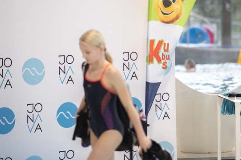Jonavos baseinas 3-ąjį gimtadienį paminėjo tradicinėmis plaukimo varžybomis „Vuošio taurė 2025–2026 m. I etapas“