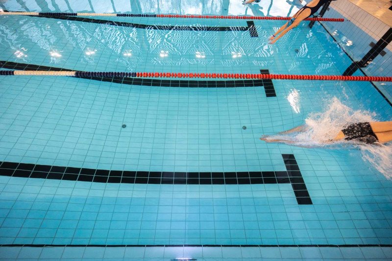 Jonavos baseinas 3-ąjį gimtadienį paminėjo tradicinėmis plaukimo varžybomis „Vuošio taurė 2025–2026 m. I etapas“