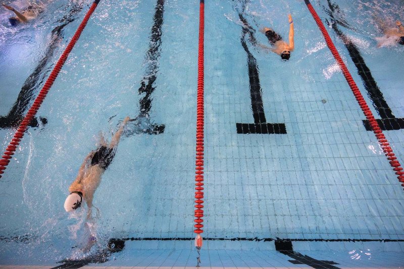 Jonavos baseinas 3-ąjį gimtadienį paminėjo tradicinėmis plaukimo varžybomis „Vuošio taurė 2025–2026 m. I etapas“