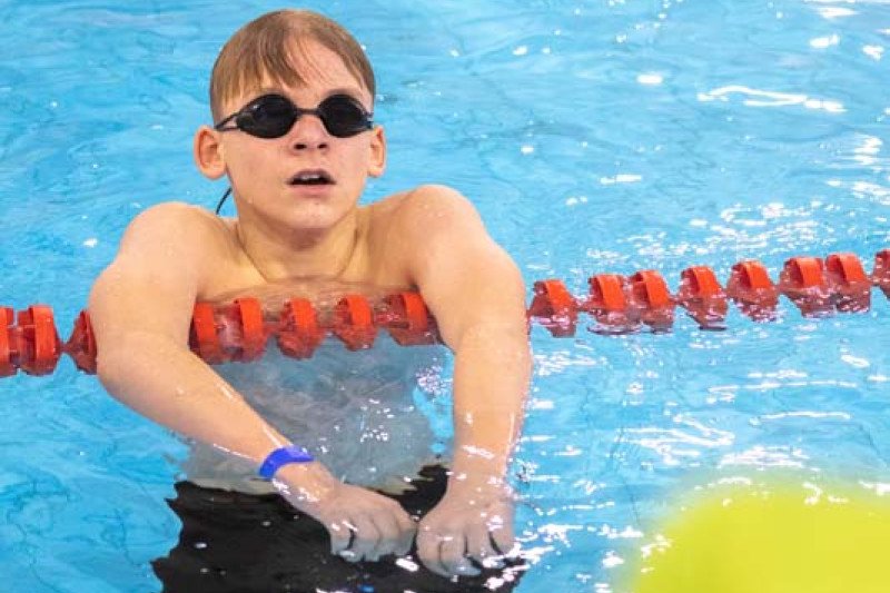 Jonavos baseinas 3-ąjį gimtadienį paminėjo tradicinėmis plaukimo varžybomis „Vuošio taurė 2025–2026 m. I etapas“