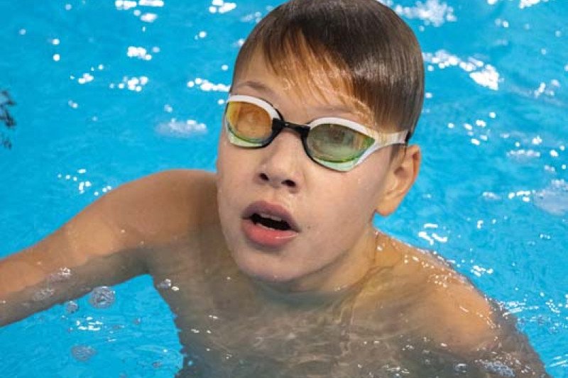 Jonavos baseinas 3-ąjį gimtadienį paminėjo tradicinėmis plaukimo varžybomis „Vuošio taurė 2025–2026 m. I etapas“