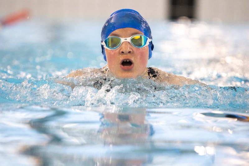 Jonavos baseinas 3-ąjį gimtadienį paminėjo tradicinėmis plaukimo varžybomis „Vuošio taurė 2025–2026 m. I etapas“