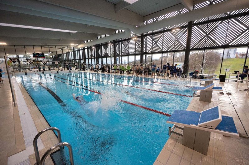 Jonavos baseinas 3-ąjį gimtadienį paminėjo tradicinėmis plaukimo varžybomis „Vuošio taurė 2025–2026 m. I etapas“