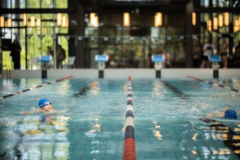 Plaukimo varžybose ,,Jonavos SPLASH” apdovanoti greičiausi Jonavos miesto antrokai