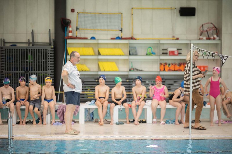 Plaukimo varžybose ,,Jonavos SPLASH” apdovanoti greičiausi Jonavos miesto antrokai