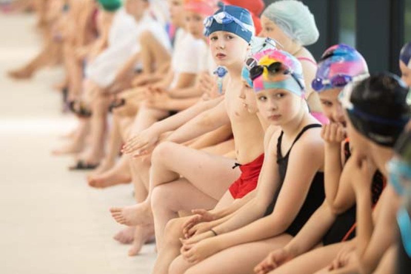 Plaukimo varžybose ,,Jonavos SPLASH” apdovanoti greičiausi Jonavos miesto antrokai