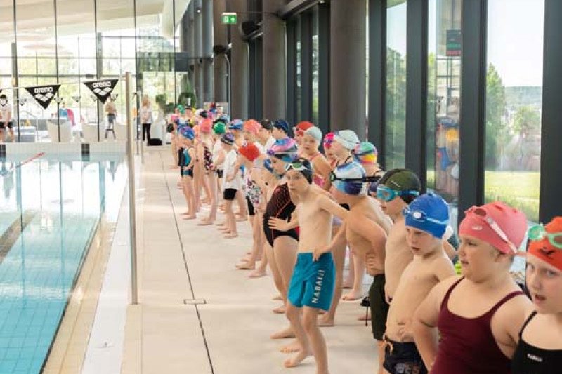 Plaukimo varžybose ,,Jonavos SPLASH” apdovanoti greičiausi Jonavos miesto antrokai