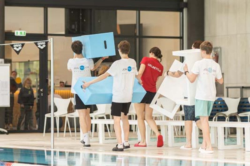 Plaukimo varžybose ,,Jonavos SPLASH” apdovanoti greičiausi Jonavos miesto antrokai
