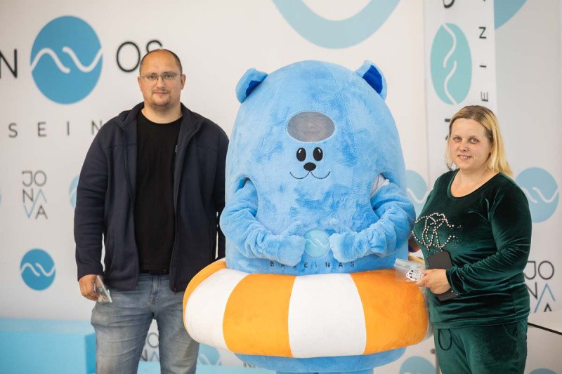Plaukimo varžybose ,,Jonavos SPLASH” apdovanoti greičiausi Jonavos miesto antrokai