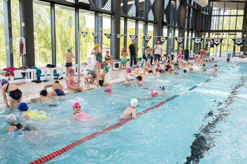 Plaukimo varžybose ,,Jonavos SPLASH” apdovanoti greičiausi Jonavos miesto antrokai