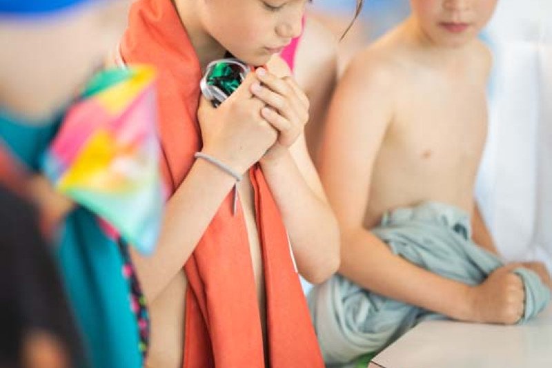 Plaukimo varžybose ,,Jonavos SPLASH” apdovanoti greičiausi Jonavos miesto antrokai